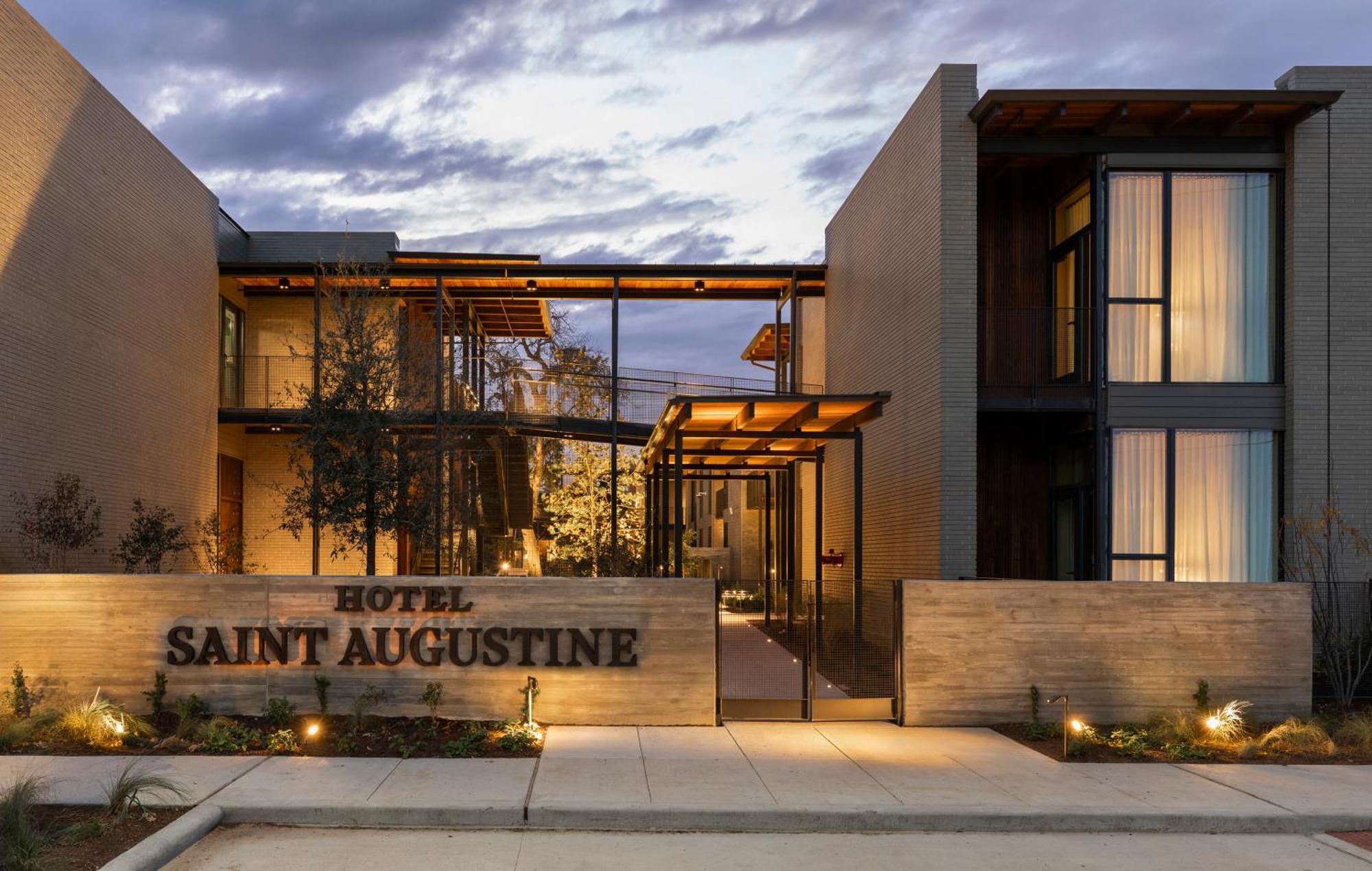 Hotel Saint Augustine ヒューストン エクステリア 写真